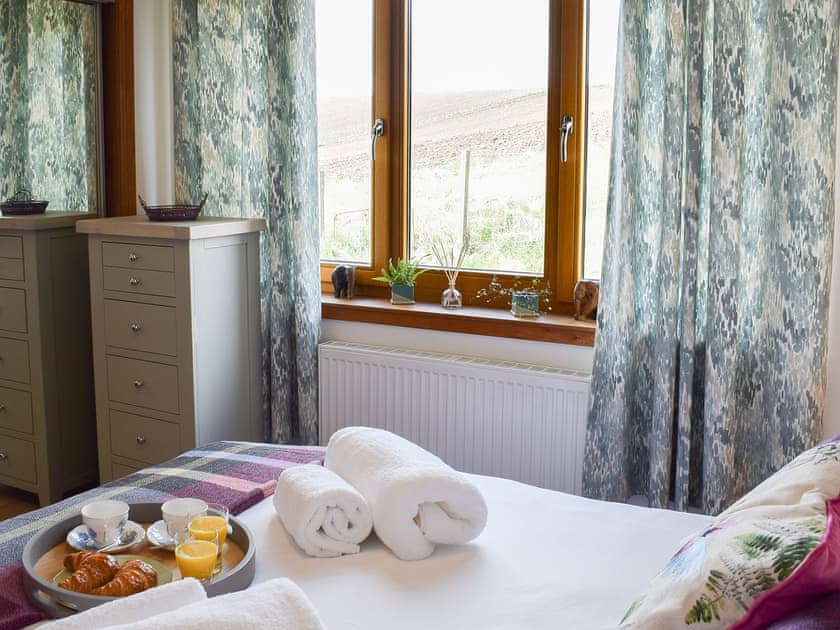 Double bedroom | Mill Pond View, Ceres, near Cupar