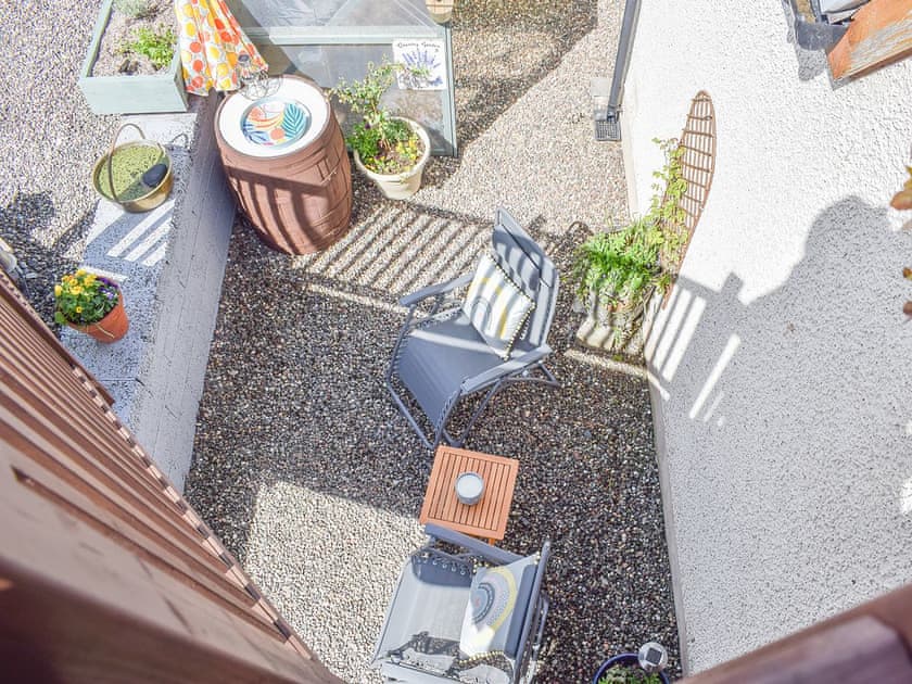 Sitting-out-area | Mill Pond View, Ceres, near Cupar