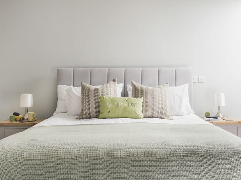 Kingsize bedroom | Ocean-Walk, Perranporth