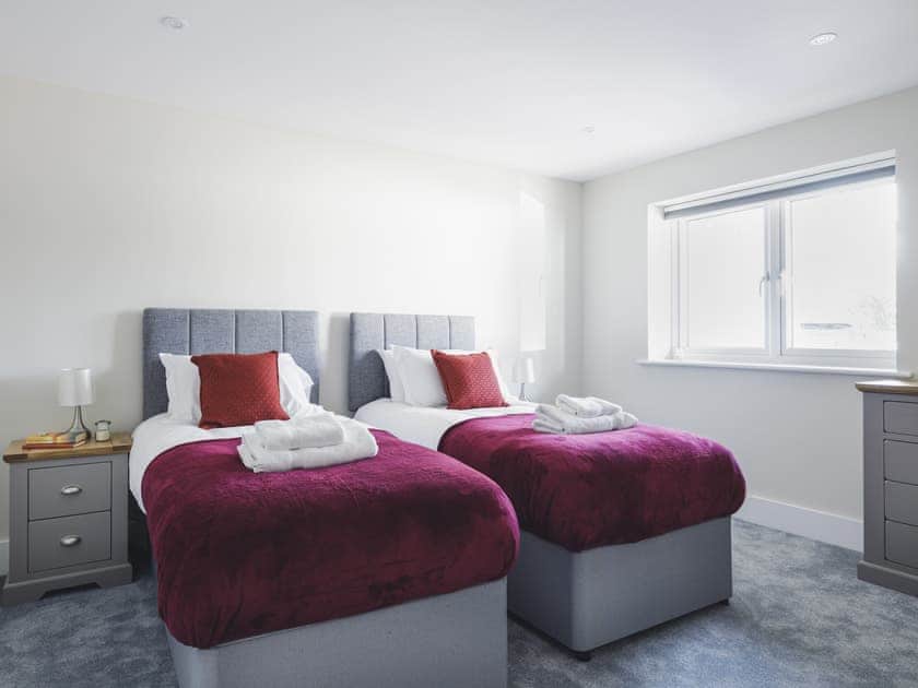 Twin bedroom | Ocean-Walk, Perranporth