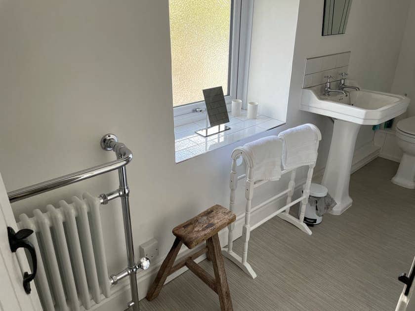 Bathroom | Penny Black Cottage, Thornton in Lonsdale, near Ingleton