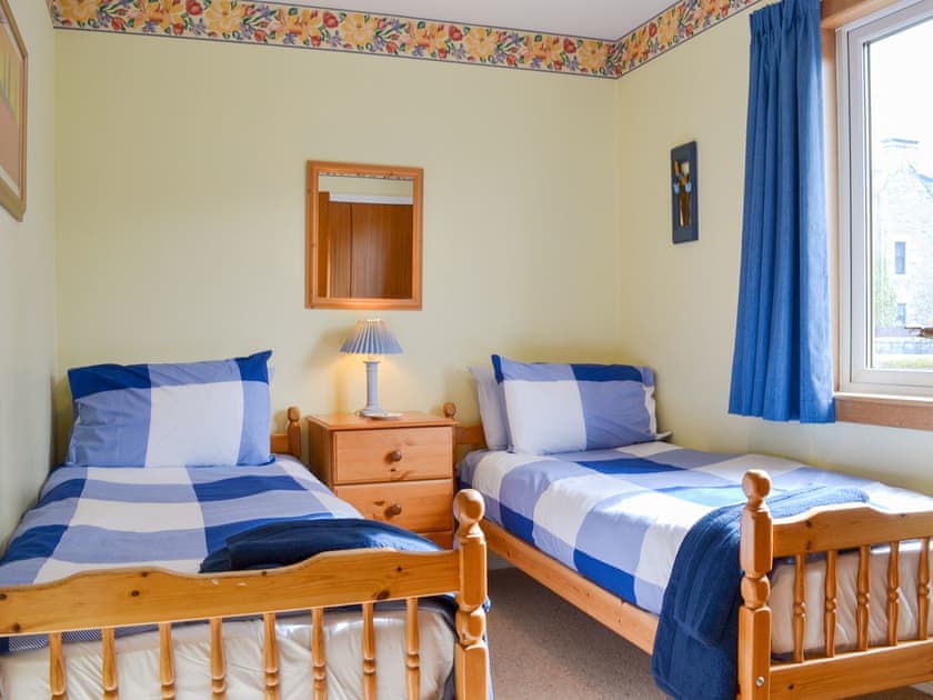 Twin bedroom | Cedar Cottage, Grantown-on-Spey