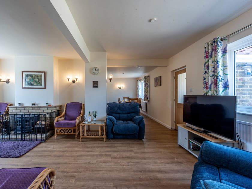 Living area | Old Alton Hall Farmhouse, Holbrook, near Ipswich