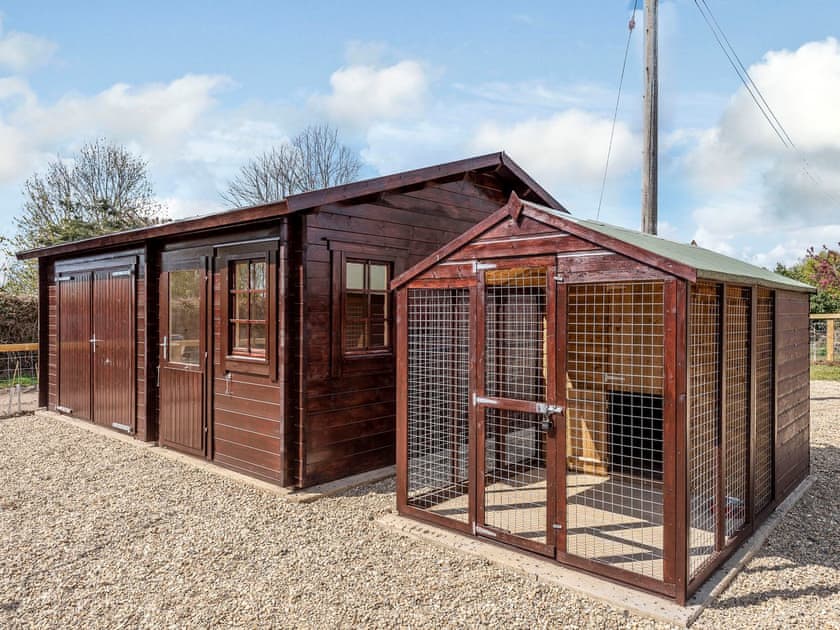 Garden and grounds | Old Alton Hall Farmhouse, Holbrook, near Ipswich