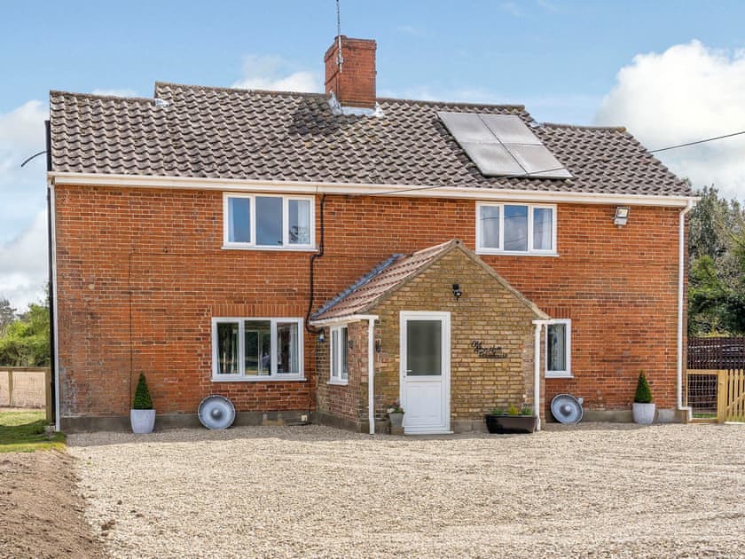 Exterior | Old Alton Hall Farmhouse, Holbrook, near Ipswich