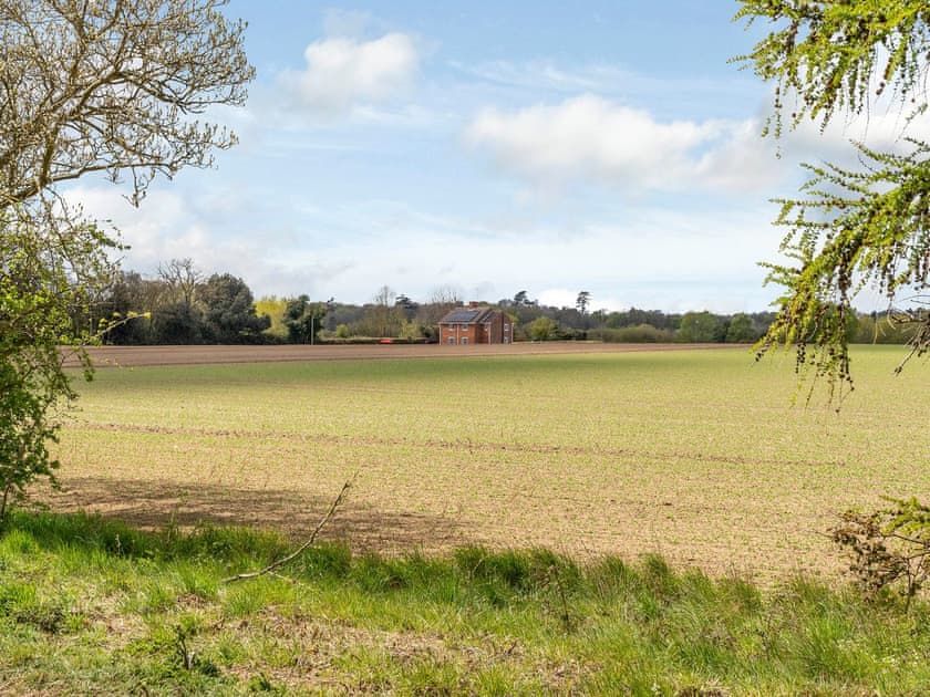 Surrounding area | Old Alton Hall Farmhouse, Holbrook, near Ipswich