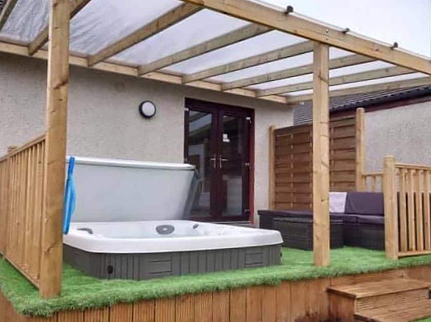 Hot tub | The Hoolit, Crieff