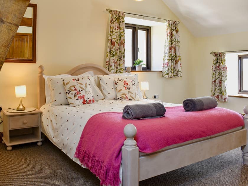 Double bedroom | Bucknole FarmThe Old Shippon, Northleigh, near Honiton