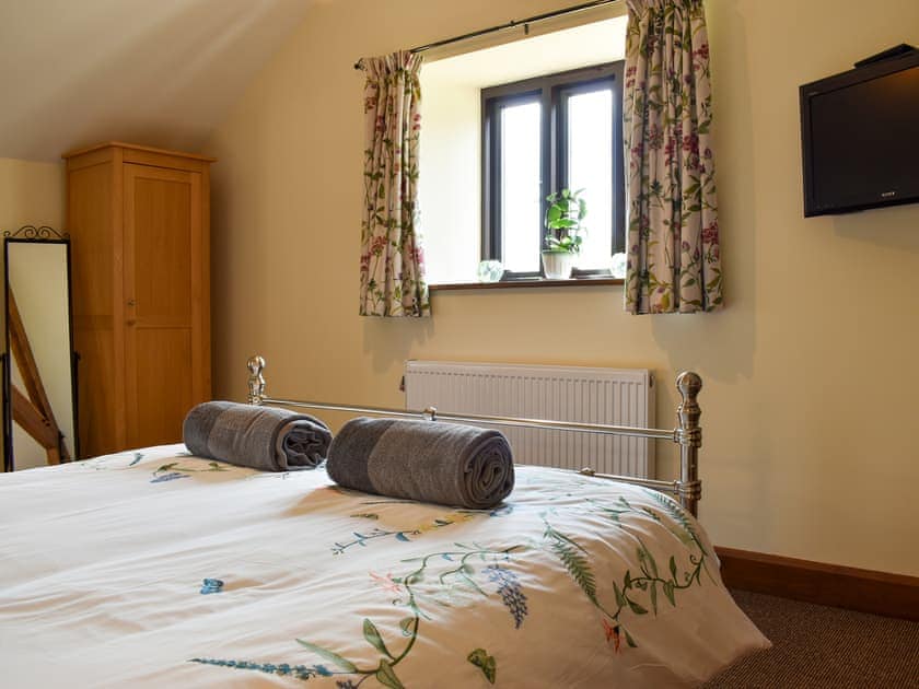 Double bedroom | Bucknole FarmThe Old Shippon, Northleigh, near Honiton