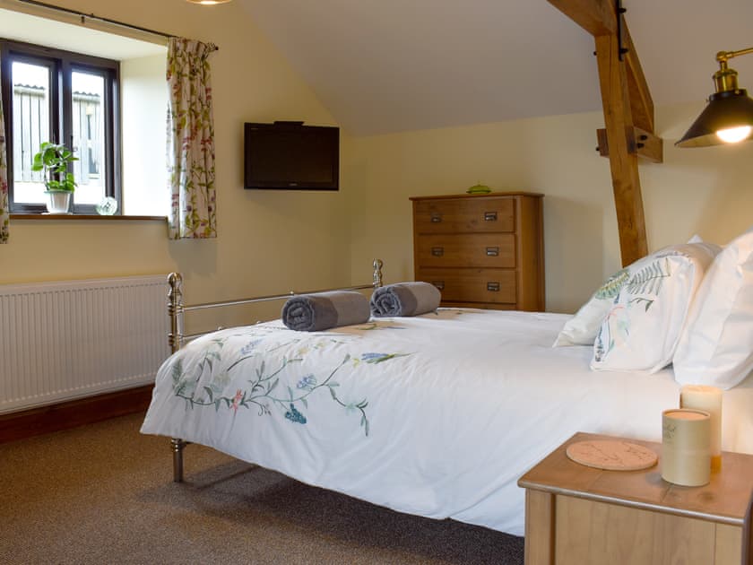 Double bedroom | Bucknole FarmThe Old Shippon, Northleigh, near Honiton