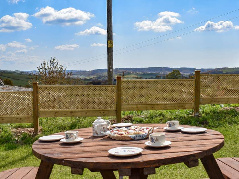 Sitting-out-area | Bucknole FarmThe Old Shippon, Northleigh, near Honiton