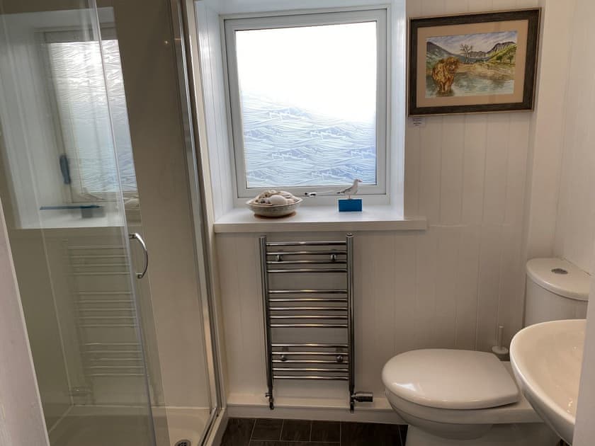 Shower room | Dolphin Cottage, Nairn