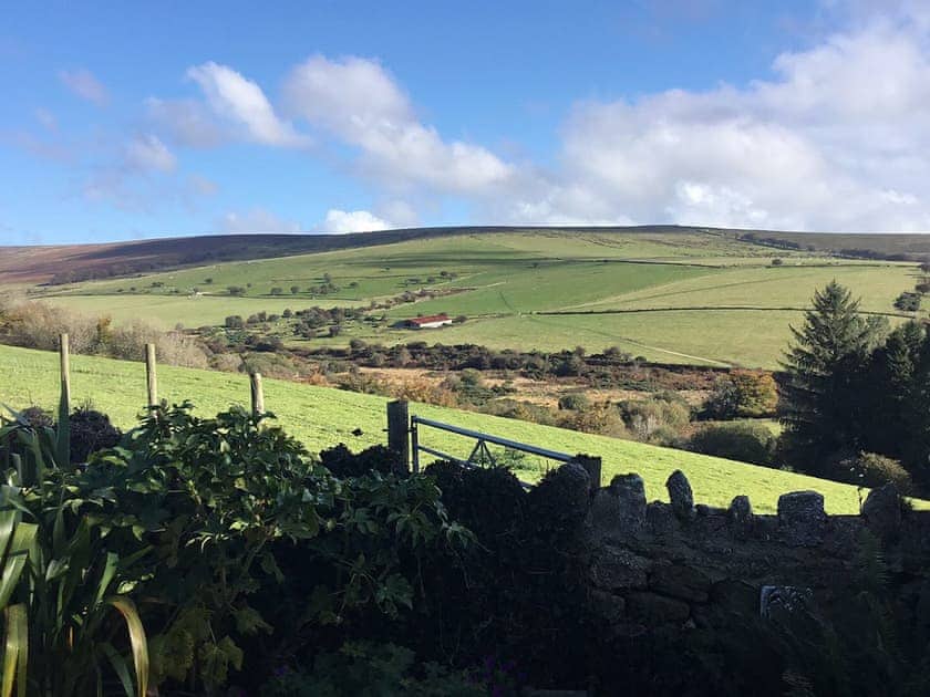 Surrounding area | Beech Tree Cottage at Blackaton Manor Farm, Widecombe-in-the-Moor