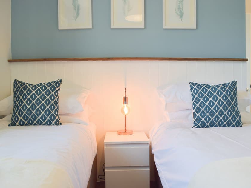 Twin bedroom | The Captains Hideaway, Sageston, near Tenby