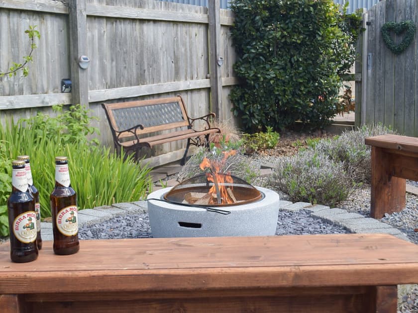 Sitting-out-area | The Captains Hideaway, Sageston, near Tenby