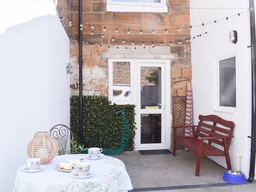 Courtyard | Sunnyside Cottage, Whitby