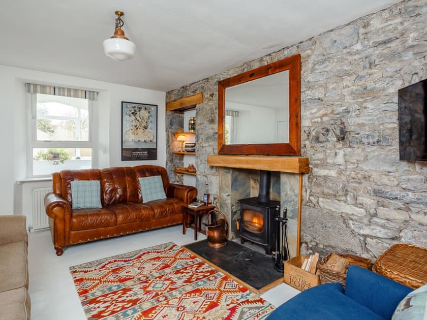 Living area | Waterside Cottage - Waterside Breaks, Broadford
