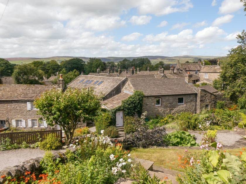 Garden | Rooftops - R & R Cottages, Grassington