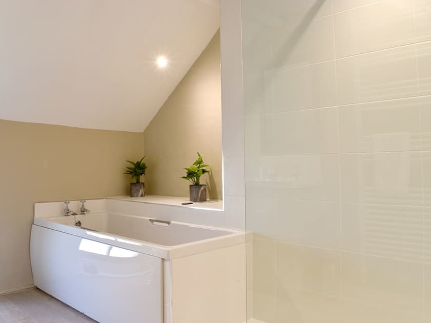 Bathroom | The Ridings, Thornton le Dale