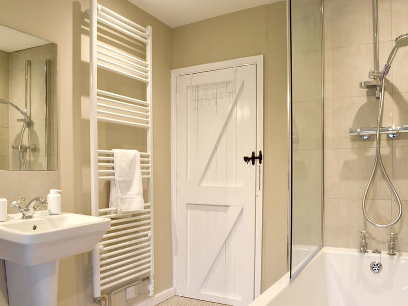 Bathroom | The Ridings, Thornton le Dale