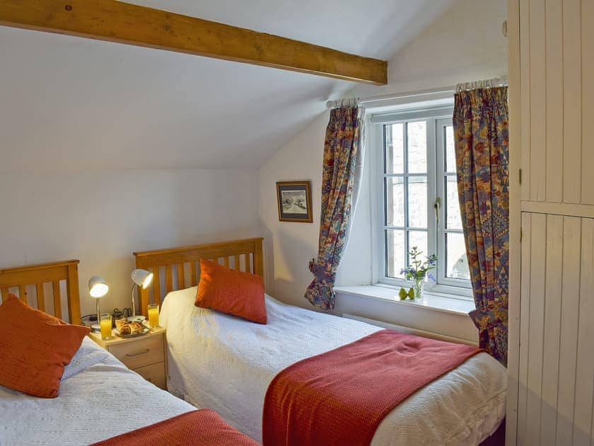 Twin bedroom | St Cuthbert’s Retreat, Wooler