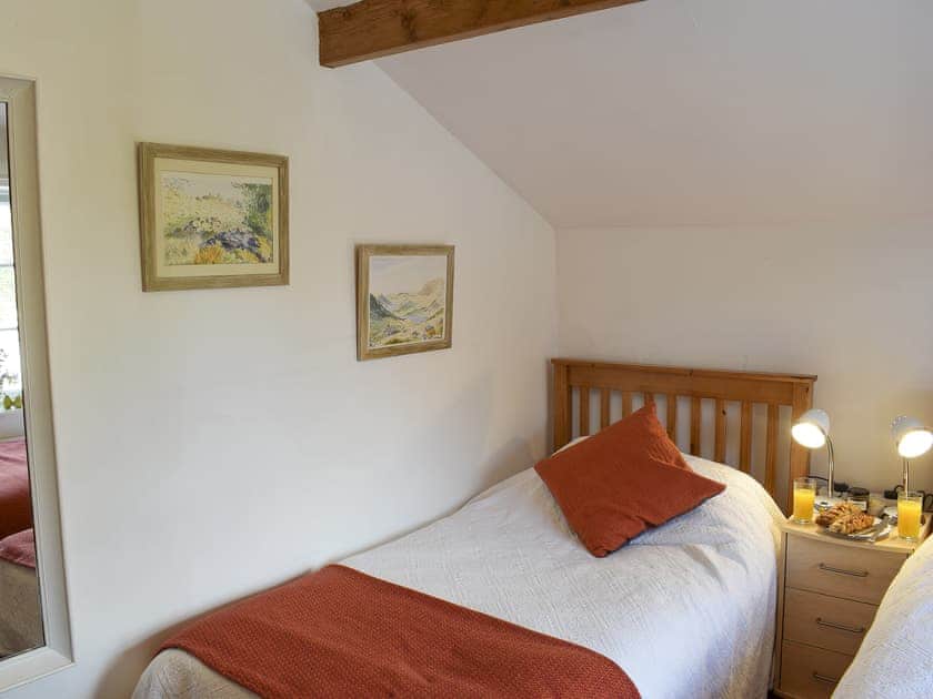 Twin bedroom | St Cuthbert’s Retreat, Wooler