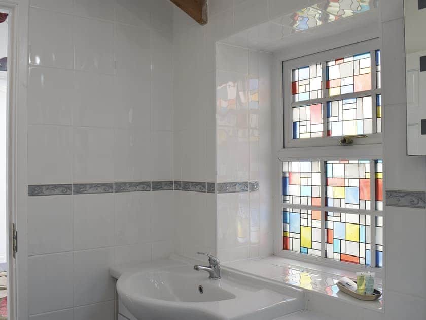 Downstairs shower room | St Cuthbert’s Retreat, Wooler
