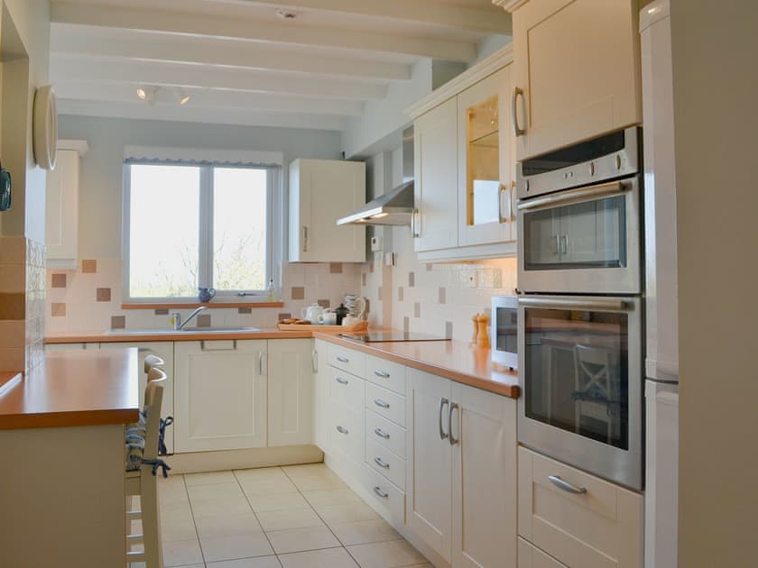 Kitchen | Beacon Cottage, Flamborough