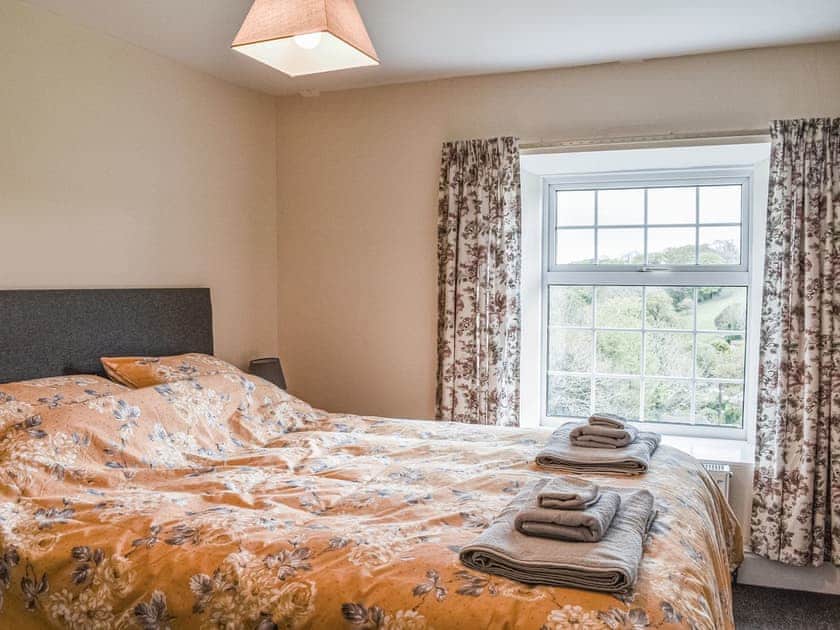 Double bedroom | Lower Colvannick, Lower Colvannick Farm