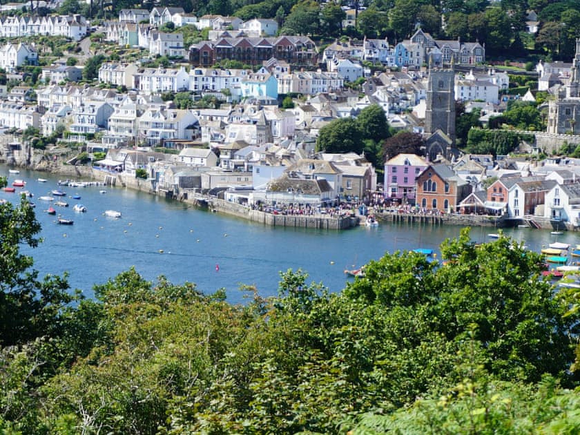 Surrounding area | SeascapeSt Catherine’s Court, Fowey