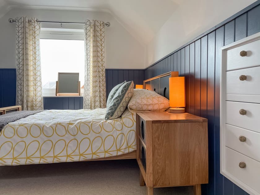 Double bedroom | Iseabail’s House, Balintore