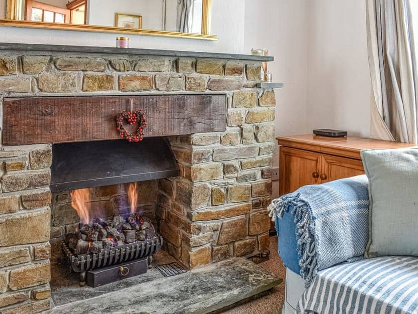 Living room/dining room | Pulley Ridge Cottage, Appledore