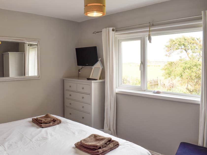 Double bedroom | The Lookout, Boulmer
