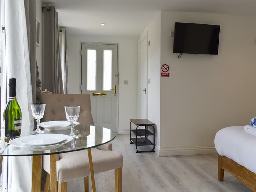 Open plan living space | Downwood- Meadow Cottage - Downwood, Near Blandford Forum