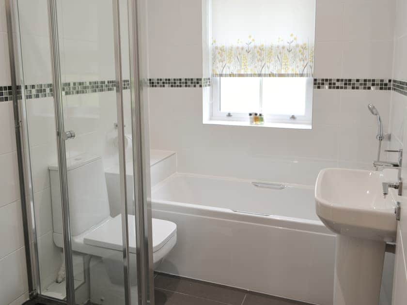 Bathroom | No 2 Railway Cuttings - Railway Cuttings, Falstone, near Kielder