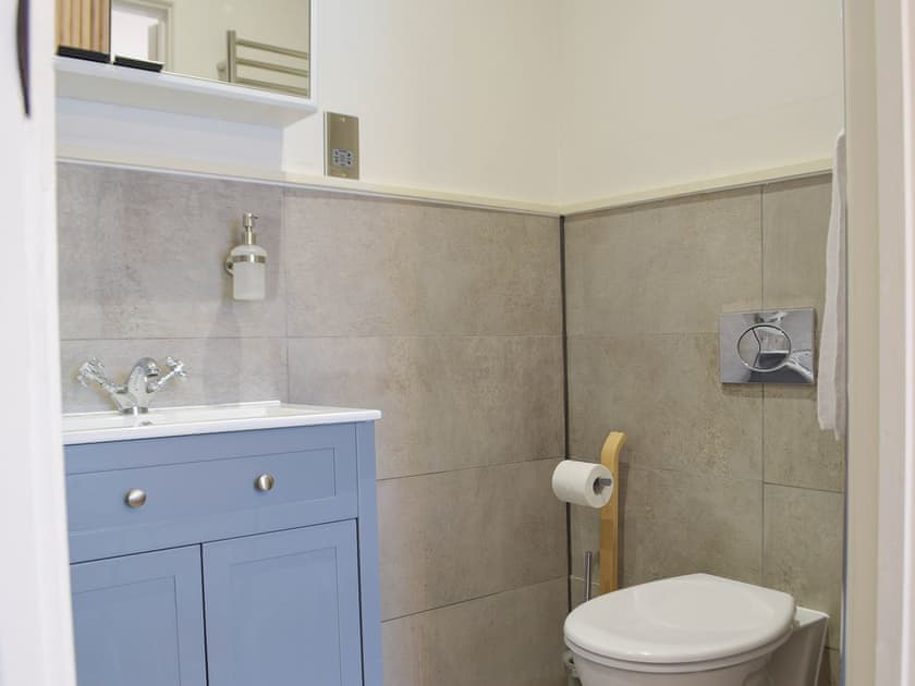 En-suite | Bristol House, New Quay
