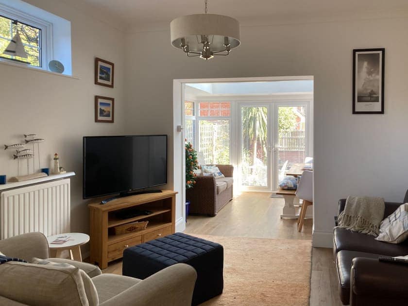 Living area | Gone to the Beach, Cromer