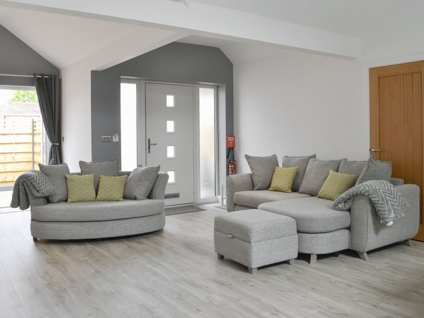 Living area | Rose Cottage - Hoxne Cottages, Strensall, near York