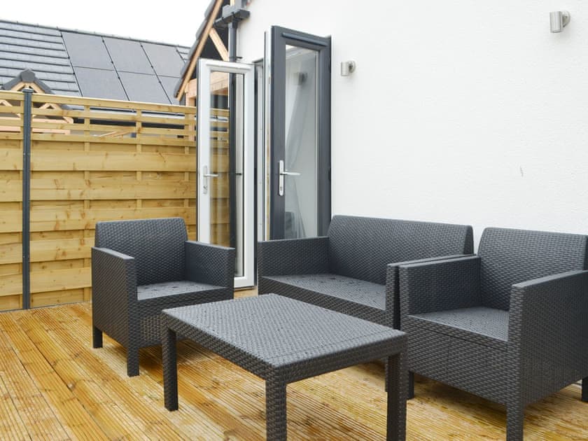 Sitting-out-area | Rose Cottage - Hoxne Cottages, Strensall, near York