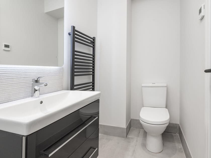 En-suite | Mucky Peg - City Apartments York, York