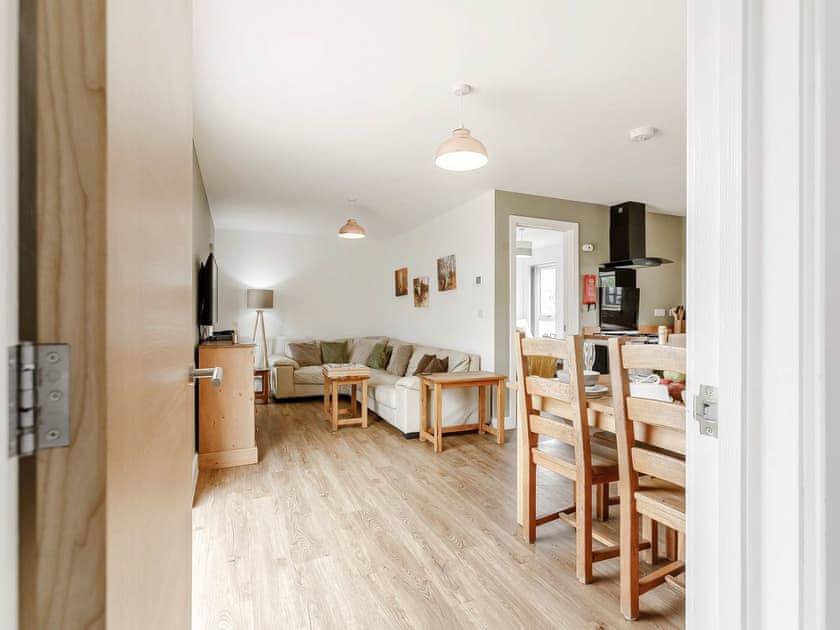 Open plan living space | Lilac Lodge, Newnham