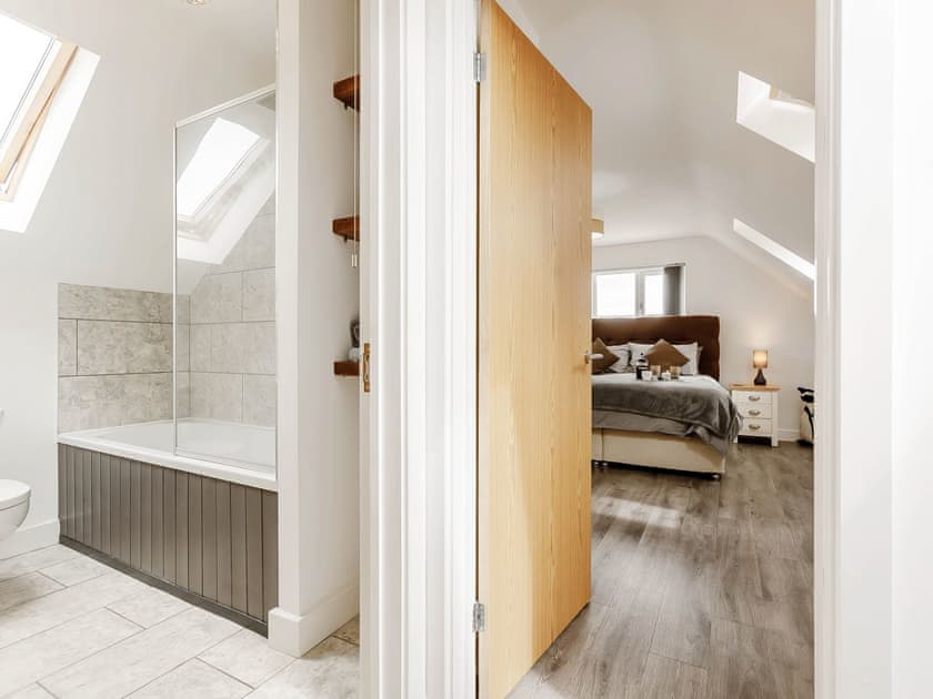 En-suite | Lilac Lodge, Newnham