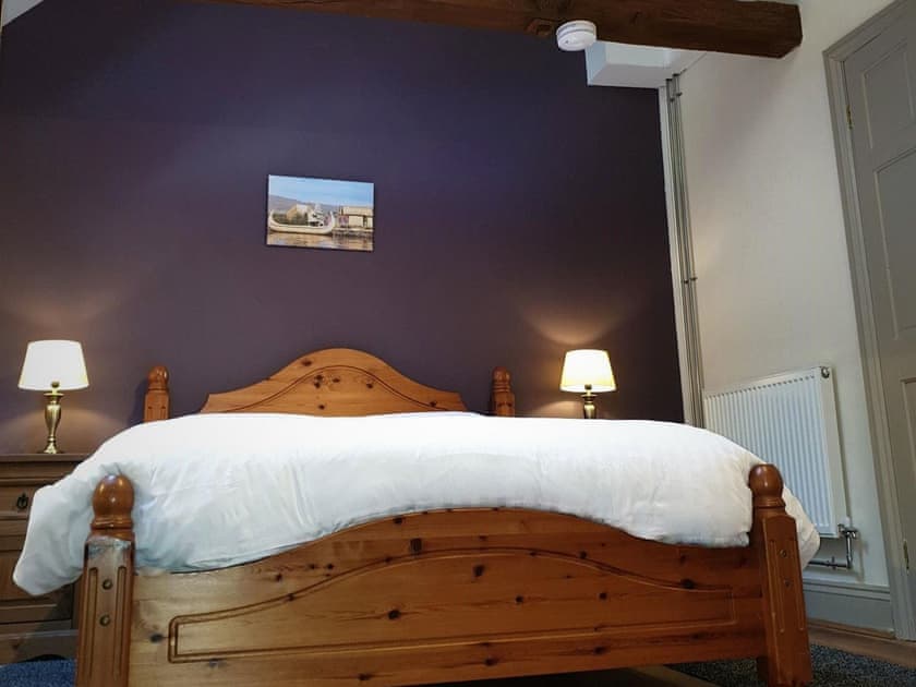 Double bedroom | Stables Cottage - Fitling Garth Cottages, Fitling, near Hull