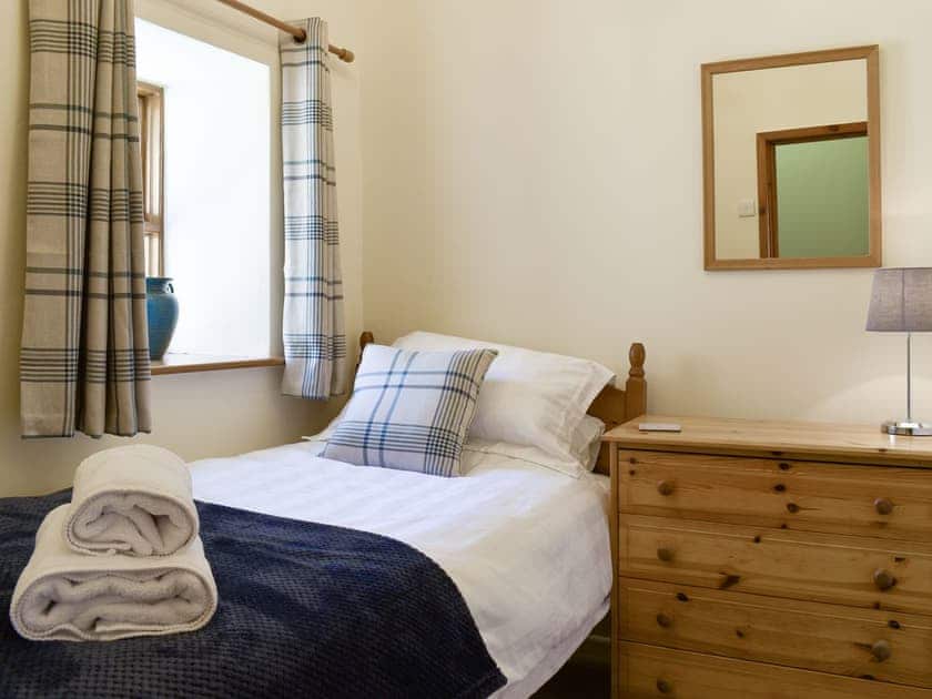 Single bedroom | The Old Candle House, Longnor, near Buxton