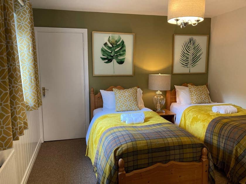 Twin bedroom | Fox Cub Cottage - Fox and Rabbit Holiday Cottages, Lockton, near Pickering