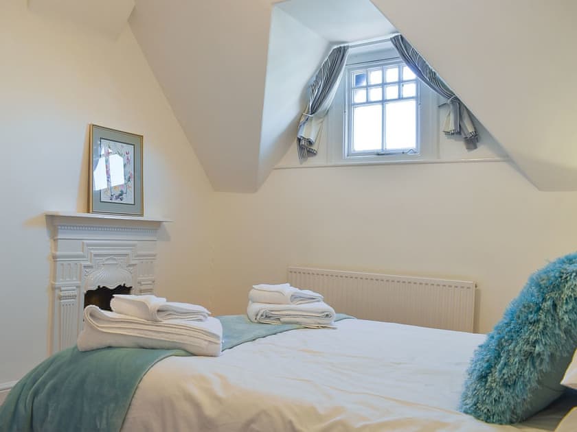 Double bedroom | Scarborough Esplanade, Scarborough