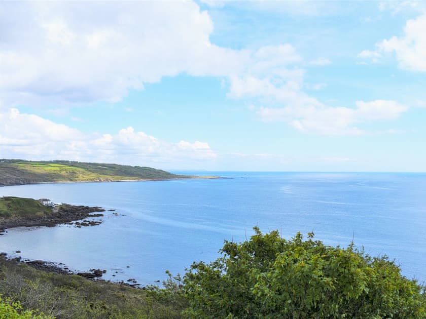 Surrounding area | Spindrift, Coverack, near Helston