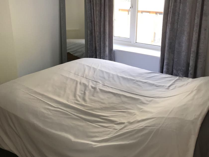 Double bedroom | Barreg, Barmouth, near Dolgellau
