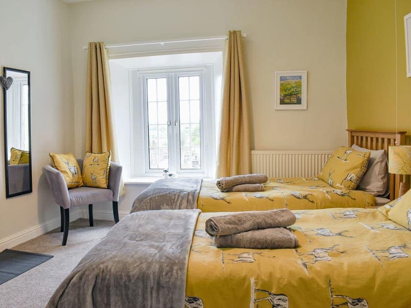 Twin bedroom | Rooftops - R & R Cottages, Grassington