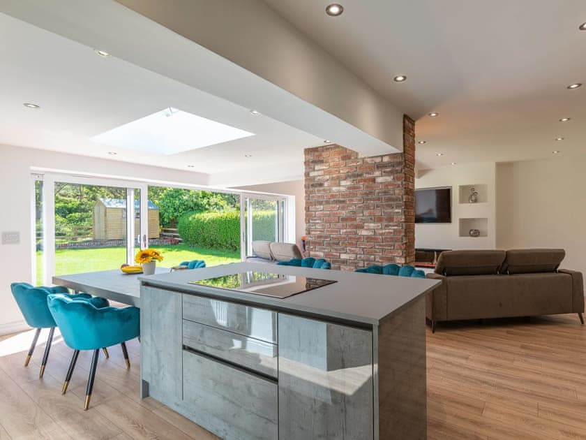 Open plan living space | Sea Breezes, Anderby Creek, near Chapel St Leonards
